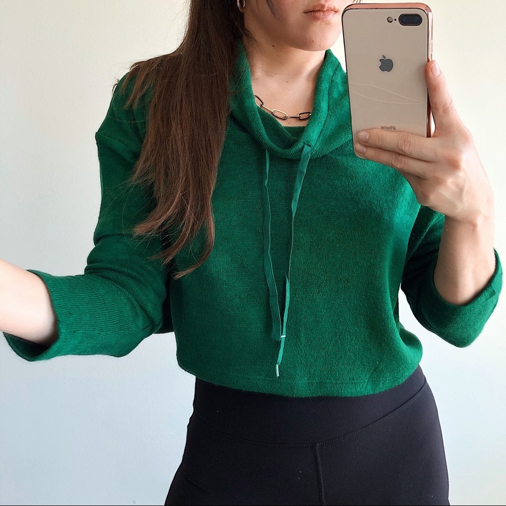 Workout Cropped Sweater - Picture 2 of 5